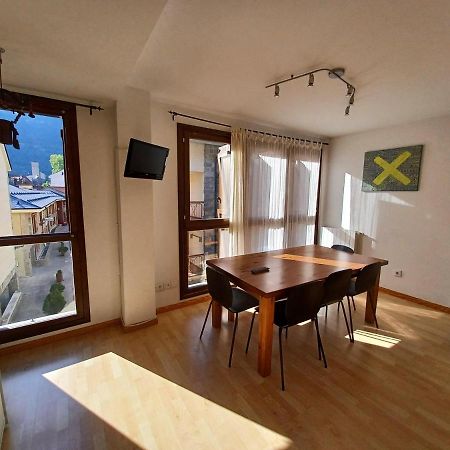 Appartement En El Pleno Centro De Biescas Con Garaje, Ascensor Y Wifi Extérieur photo